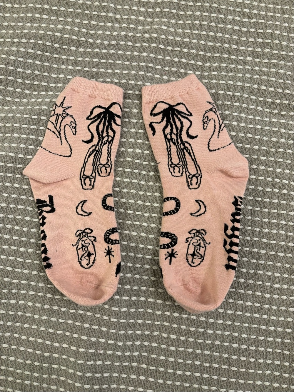 Baggu Ballet Icons Crew Socks Pink